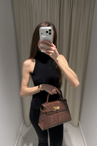 JW PEI | сумка Elise Large Croc-Embossed Chestnut Brown