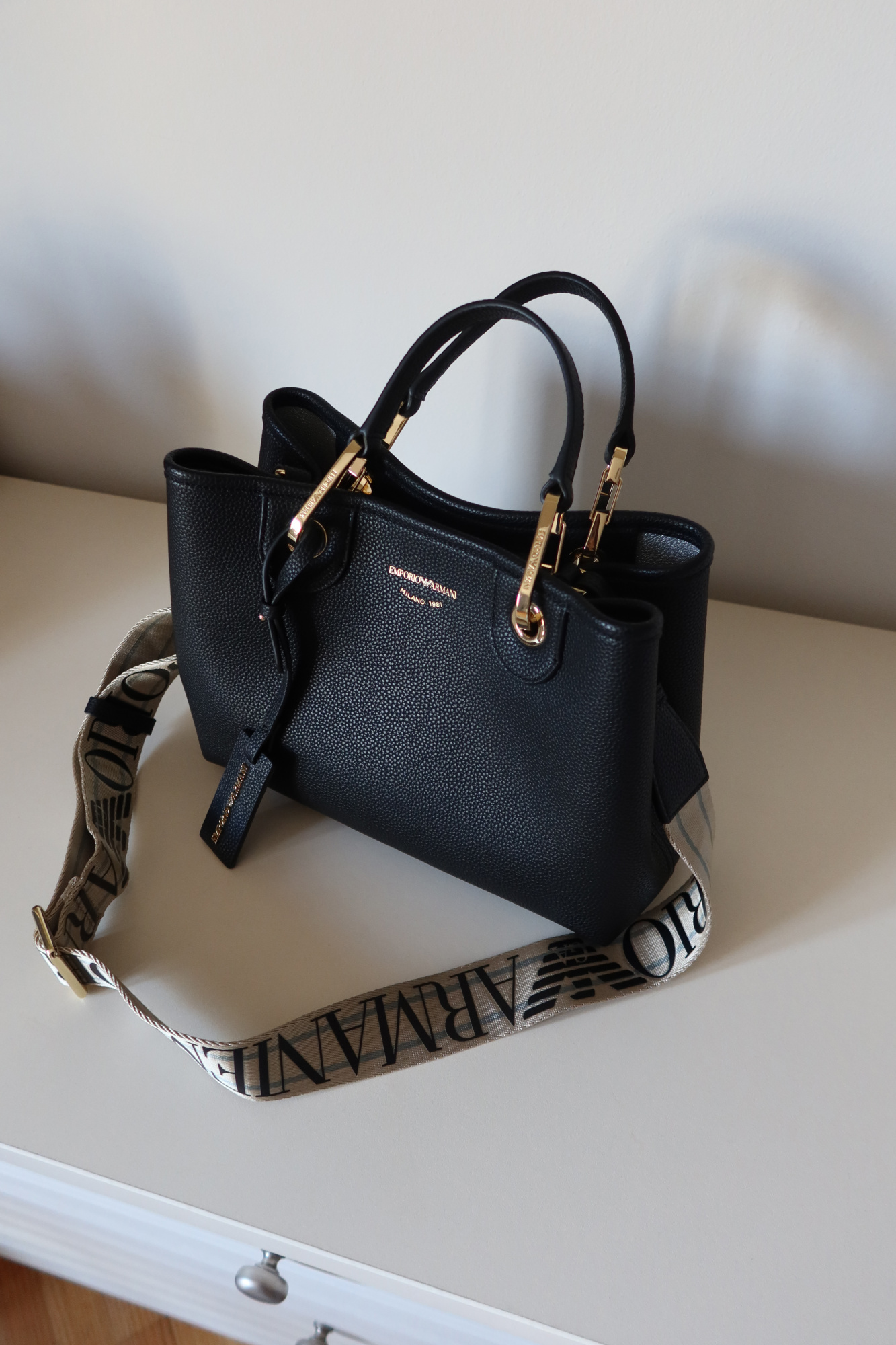 Emporio Armani | кожаная сумка MyEA Bag small Y3D166YFO5B185218 || Emporio Armani | шкіряна сумка MyEA Bag small  Y3D166YFO5B185218