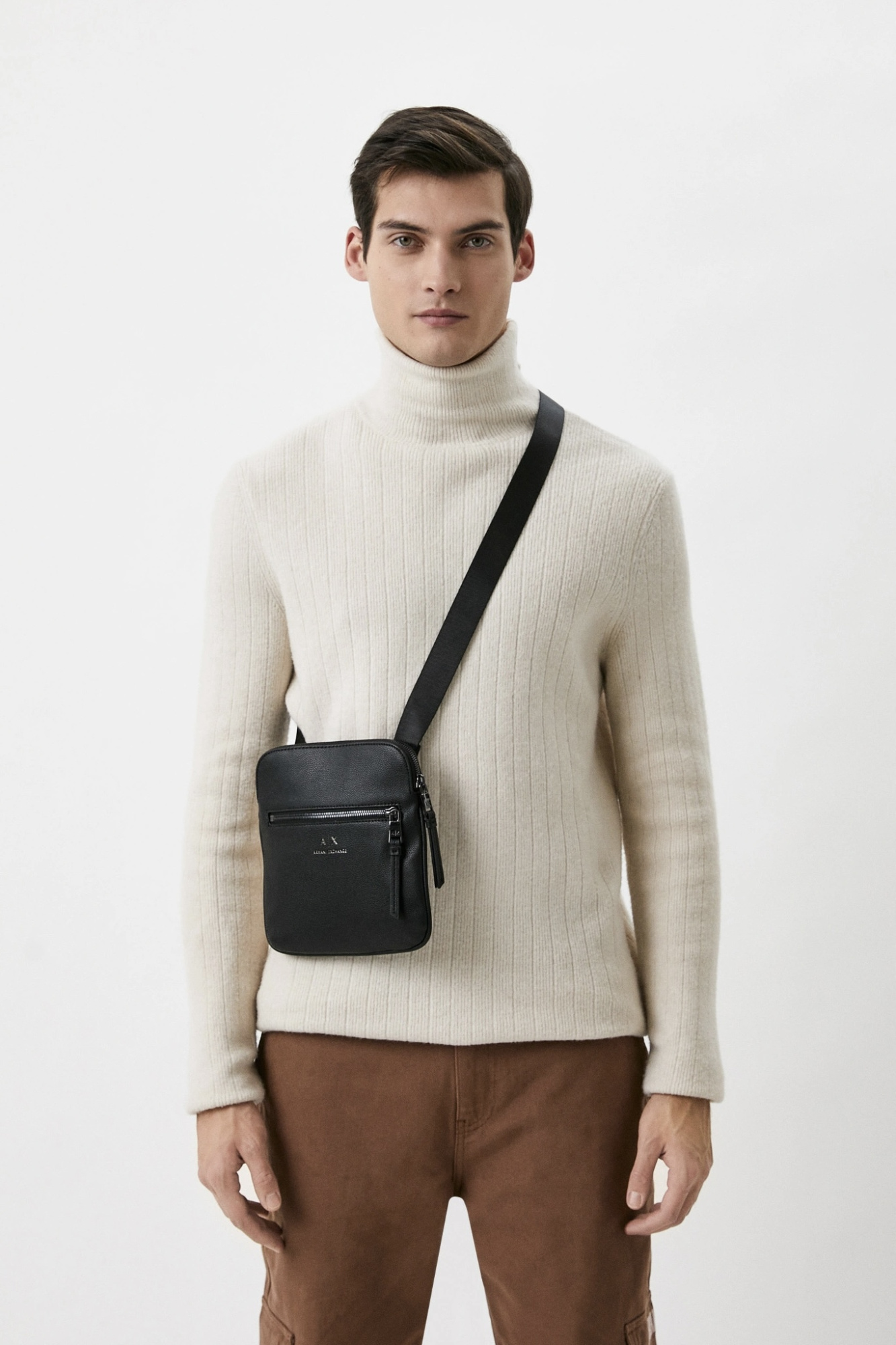 Armani Exchange | кожаная сумка-мессенджер 952391 СС830 || Armani Exchange | шкіряна сумка-месенджер 952391 СС830