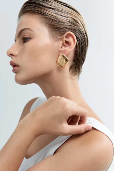 Heaven Mayhem | сережки Tabi Gold HMSP-01900-01P